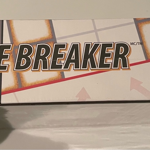 ICEBREAKER card hockey board game Limited edition bilingual Rare! New and Sealed - Picture 4 of 7